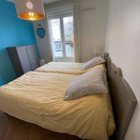 Superbe T3 Centre Avec Garage Ferme Apartment
