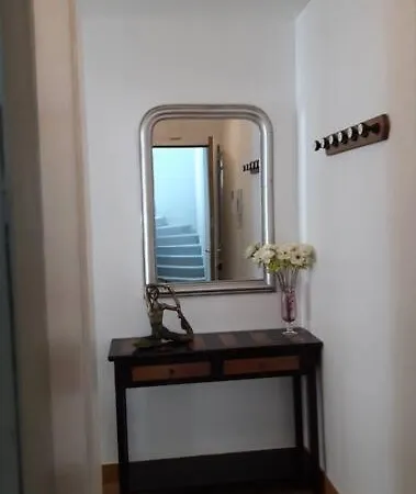 Superbe T3 Centre Avec Garage Ferme דירה *