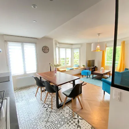 Superbe T3 Centre Avec Garage Ferme Apartment *