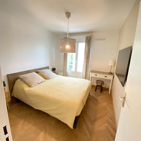 Superbe T3 Centre Avec Garage Ferme Apartment