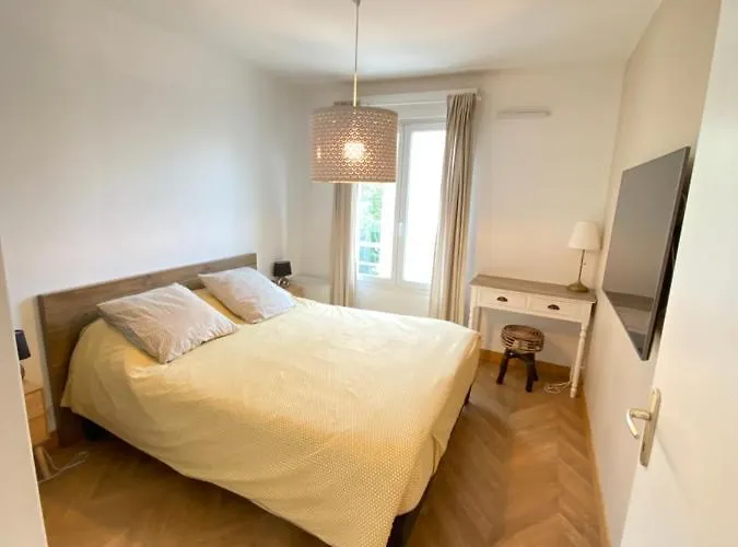 Superbe T3 Centre Avec Garage Ferme Apartment